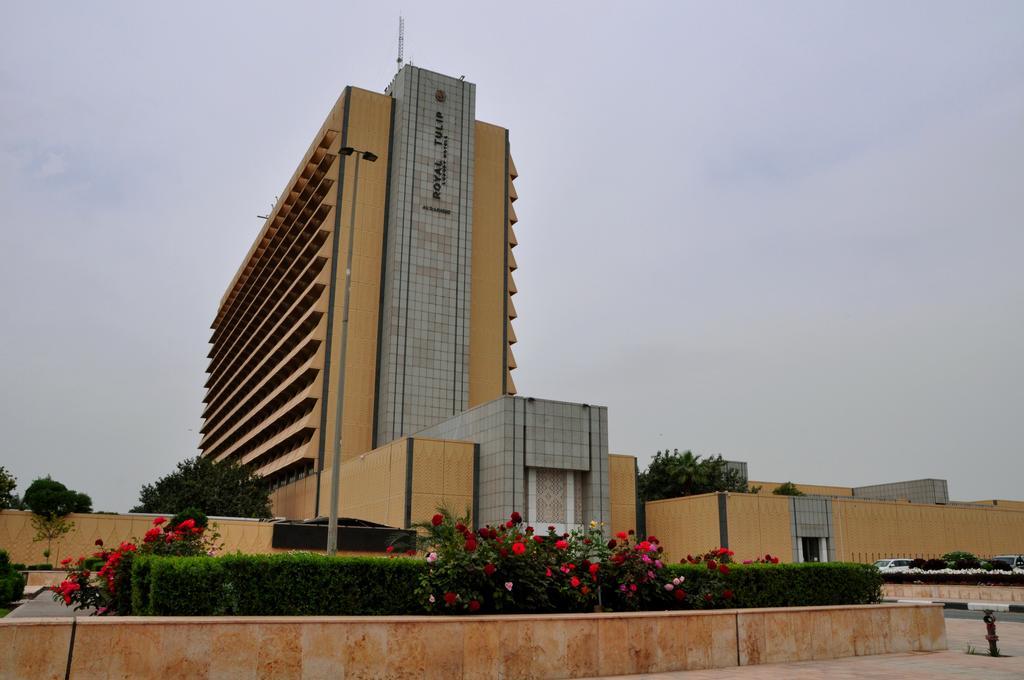 Royal Tulip Alrasheed Hotel Baghdād Esterno foto