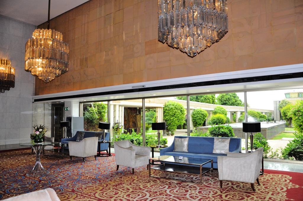 Royal Tulip Alrasheed Hotel Baghdād Esterno foto