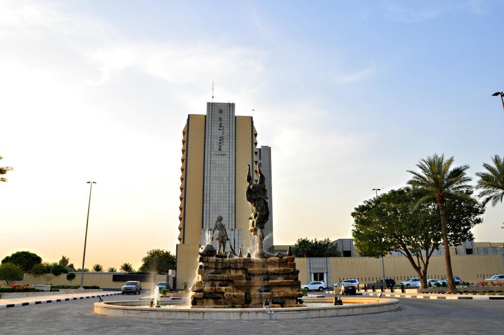 Royal Tulip Alrasheed Hotel Baghdād Esterno foto