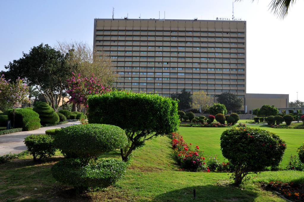 Royal Tulip Alrasheed Hotel Baghdād Esterno foto