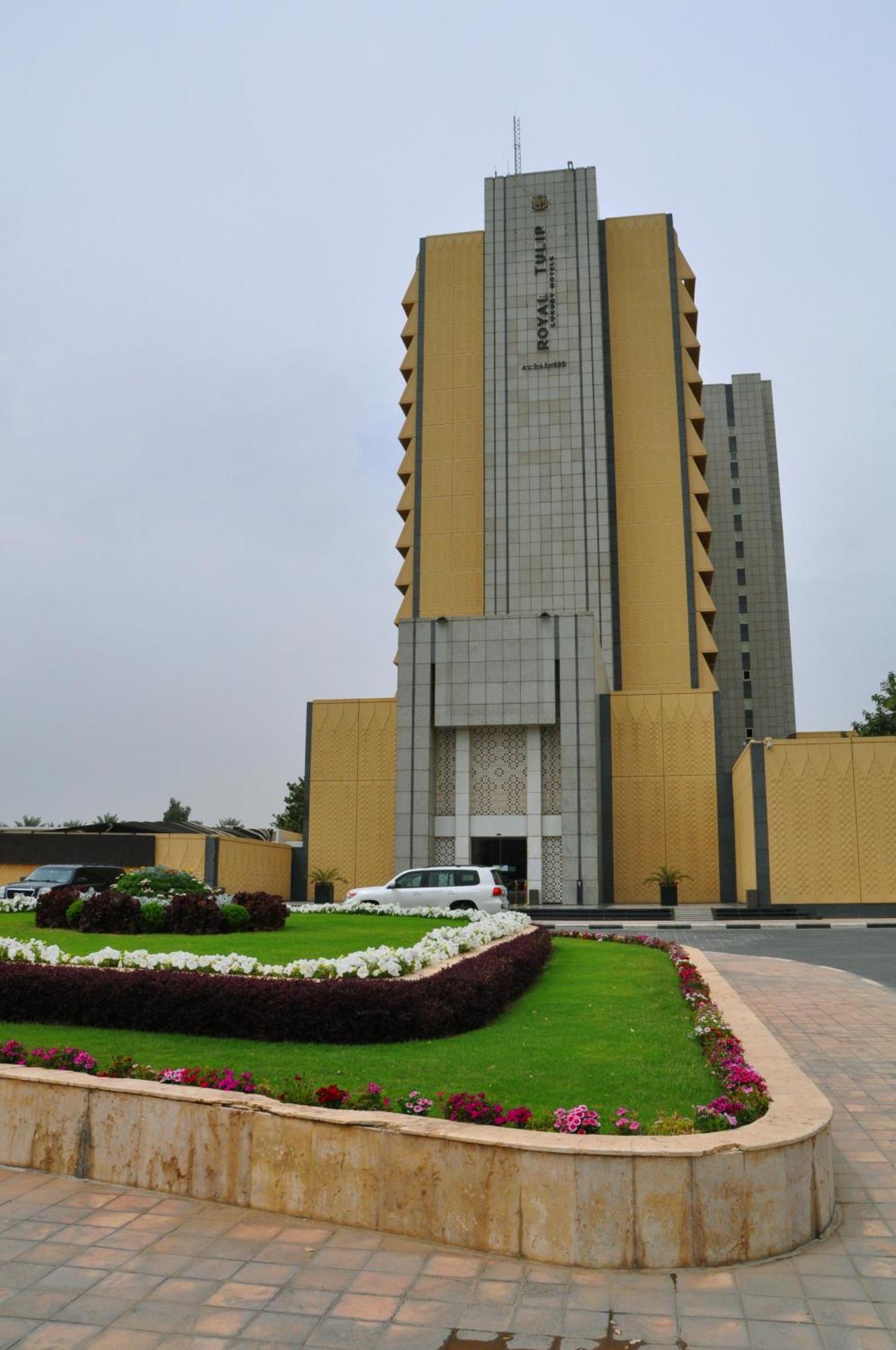 Royal Tulip Alrasheed Hotel Baghdād Esterno foto