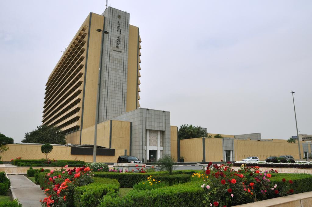 Royal Tulip Alrasheed Hotel Baghdād Esterno foto